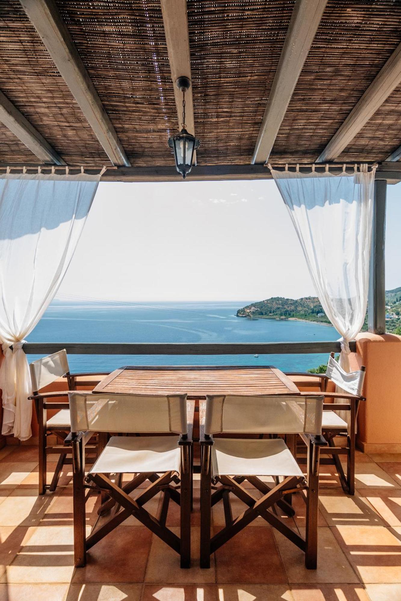 Apelon Tiritas Villas 利昂尼迪翁 外观 照片