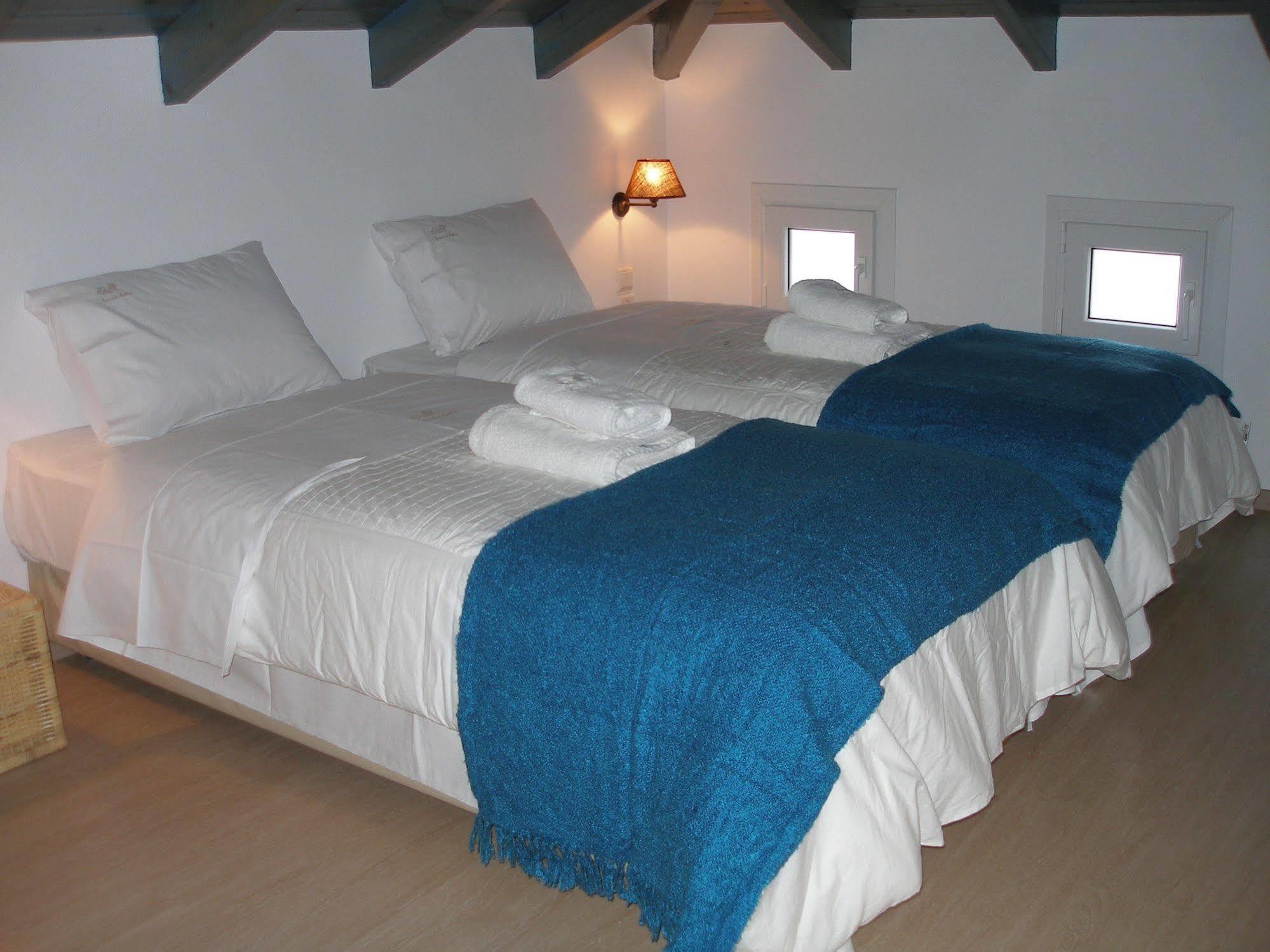 Apelon Tiritas Villas 利昂尼迪翁 外观 照片